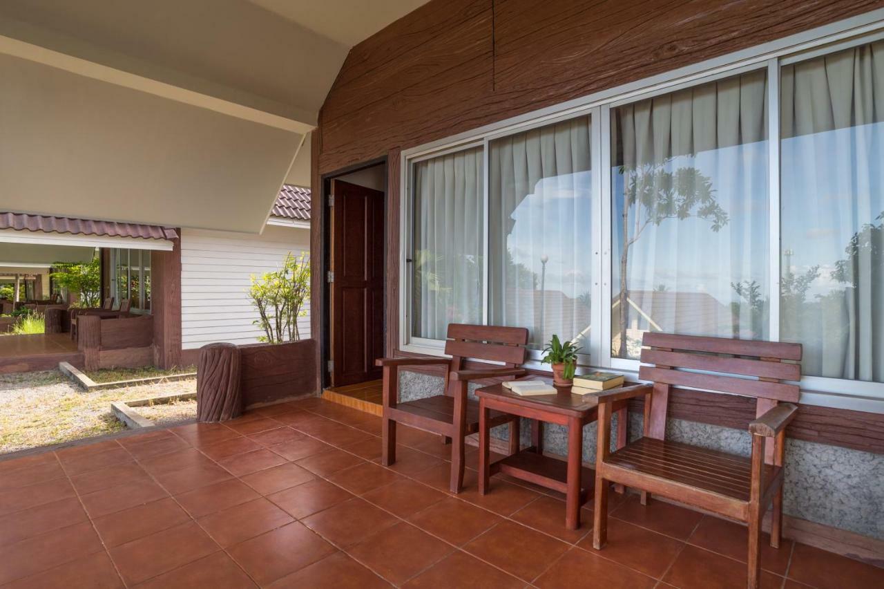Lanta Manda Resort SHA Plus Ko Lanta Exterior foto